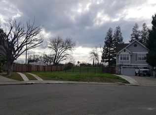 2204 Canal Dr, Stockton, CA 95204