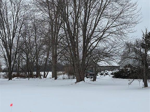 2nd image of 5075 N Talbot Rd