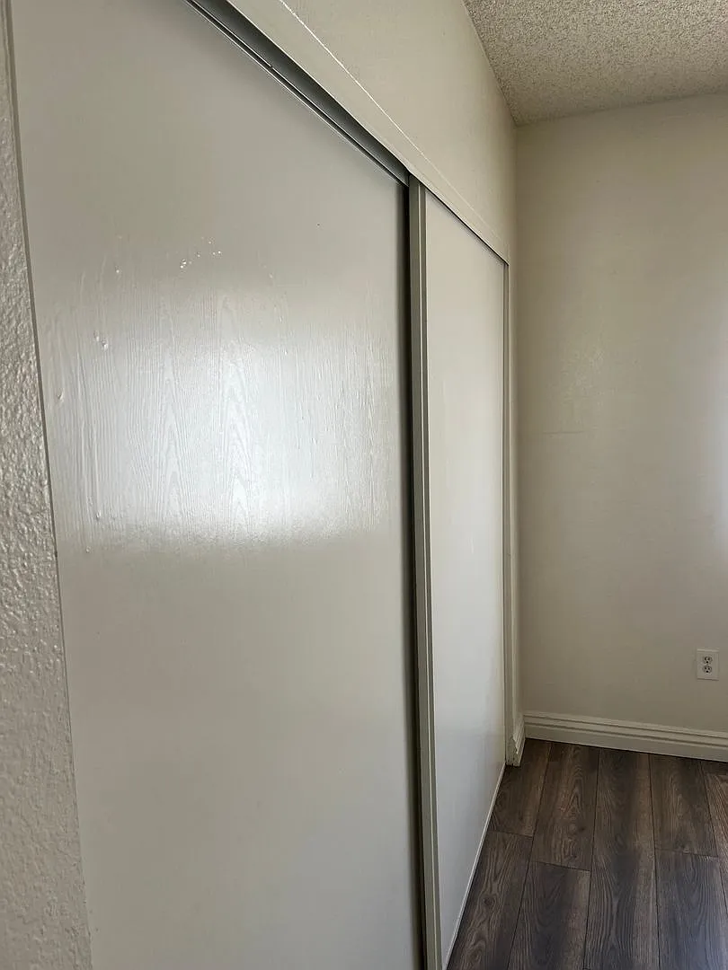 2 bed 2 bath — Photo 4