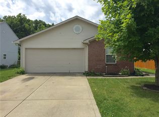 1425 Creekside Dr, Brownsburg, IN 46112
