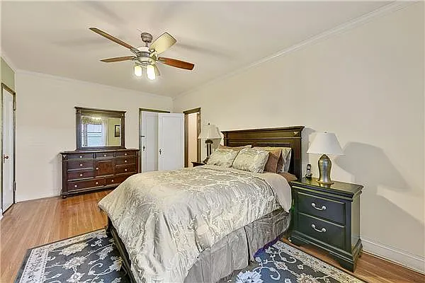 Sold by Exclusive Properties Sotheby's International Realty | media 36