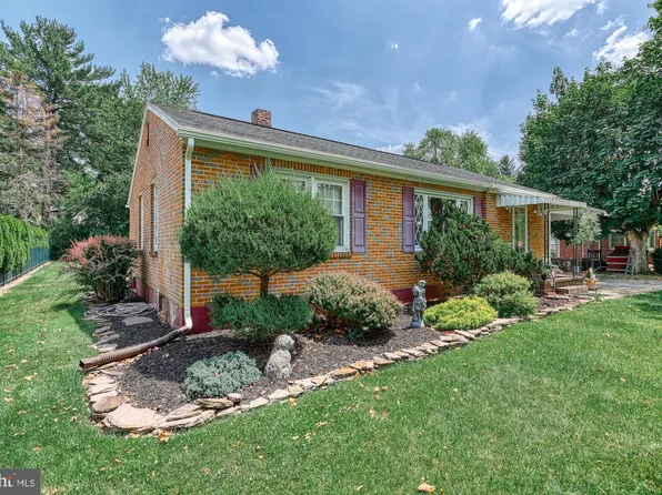 351 S Royal St, York, PA 17402
