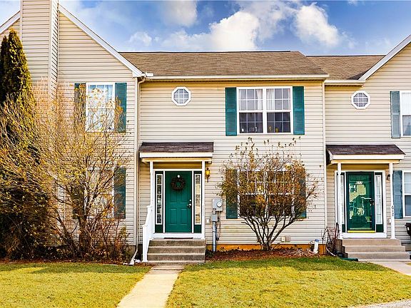 3rd image of 615 Abbe Ct