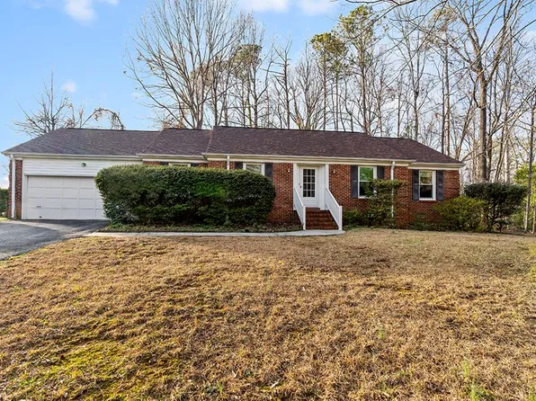 407 Rockcreek Blvd, Greenwood, SC 29649