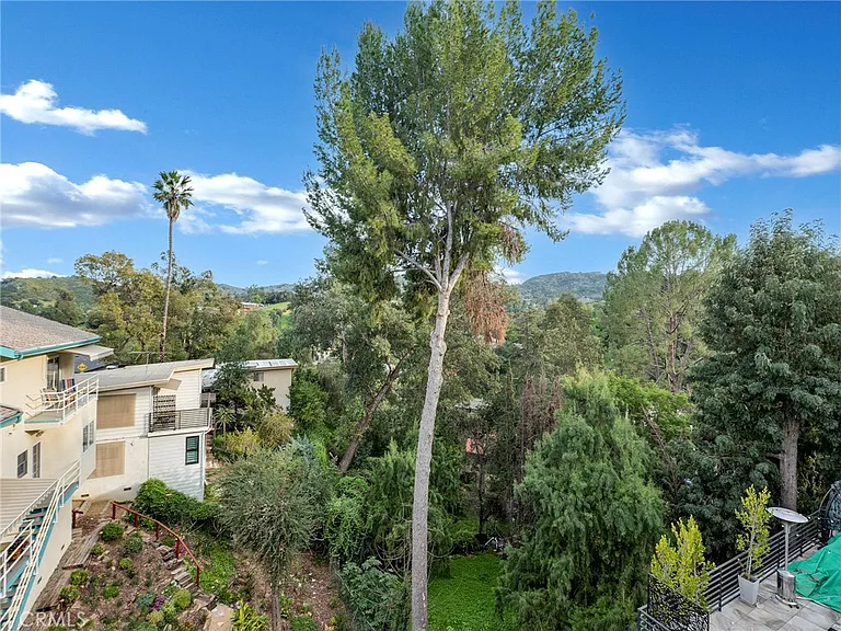 4530 Ensenada Dr — Photo 43