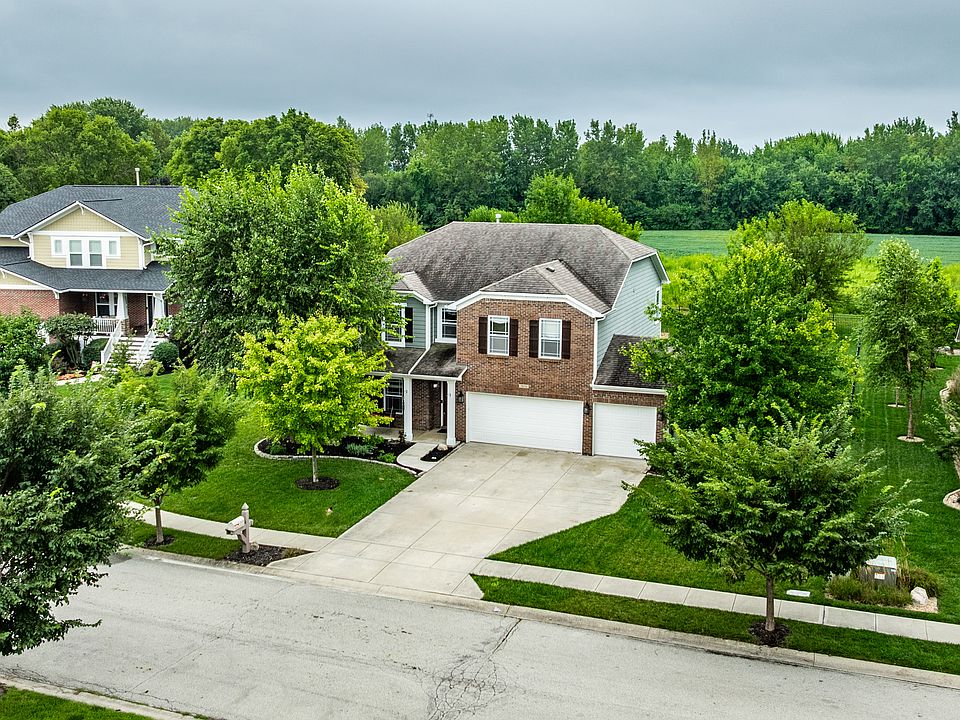 1st image of 7675 Winding Lake Dr S