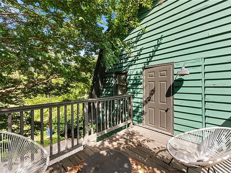 1031 Austin Ave NE #2 — Photo 45