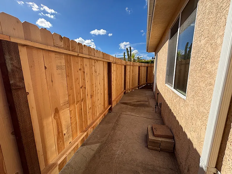 6210 Winona Ave — Photo 3