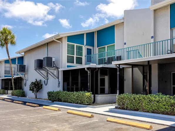 159 Medallion Blvd APT F, Madeira Beach, FL 33708