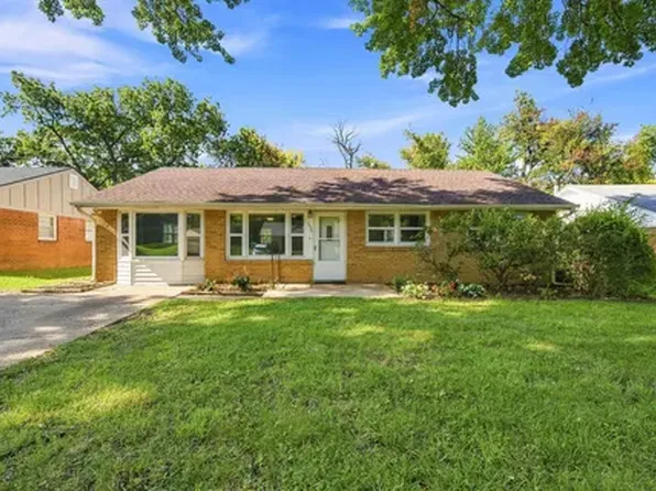 2038 College View Rd, Manhattan, KS 66502
