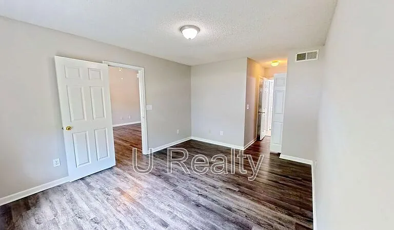 2205 Cigar Ct — Photo 4