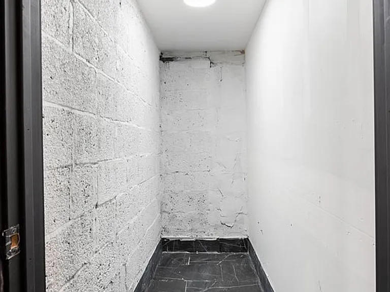 25-09 34th St #PENTHOUSE — Photo 18
