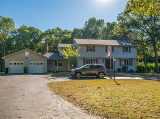 25 Set N Sun Dr, Scituate, RI 02831