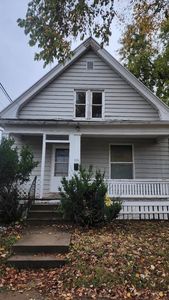 717 8th Ave SW, Cedar Rapids, IA, 52404