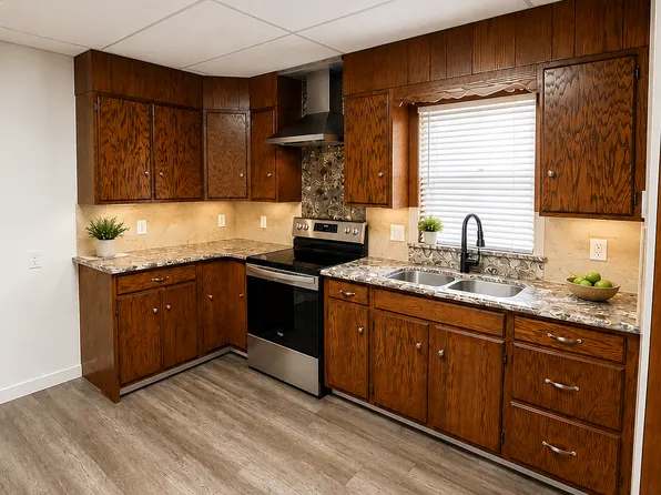 52 Legion Dr #2, Oley, PA 19547
