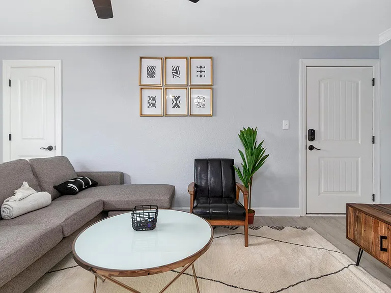 1367 E Ocean View Ave (Seashack) — Photo 9