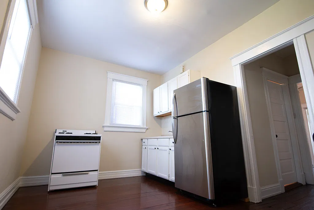 1 bed, 600 sqft, $975 — Photo 4