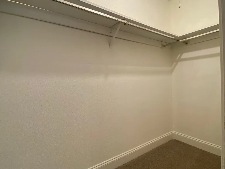 2255 Saint Charles Ave #1 — Photo 12