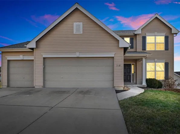 218 Hunters Heights Ct, Eureka, MO 63025