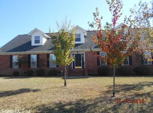 1104 Crescent Dr, Mena, AR 71953