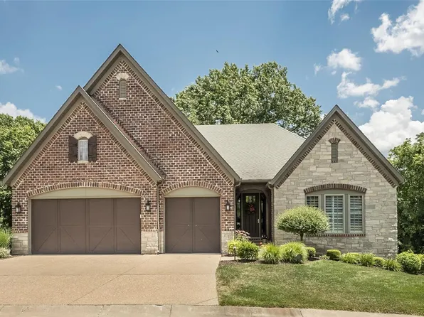 770 Village View Circle St, Saint Albans, MO 63073