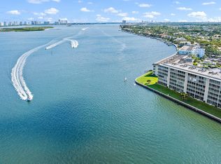 44 Yacht Club Dr APT 209, North Palm Beach, FL 33408