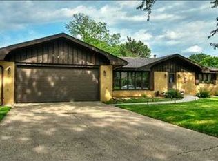 1811 77th St, Windsor Heights, IA 50324