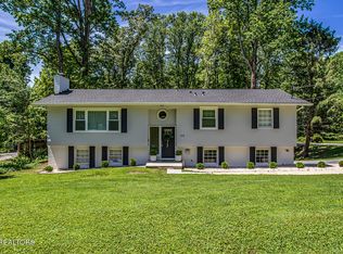 133 Nebraska Ave, Oak Ridge, TN 37830