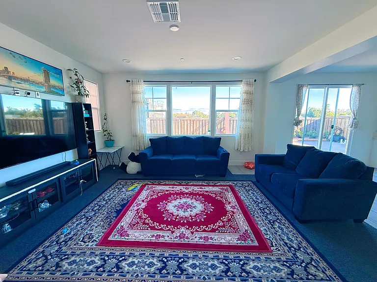 2725 Amora Cir — Photo 6