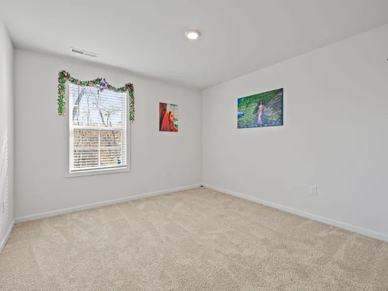 Upstairs bedroom #2