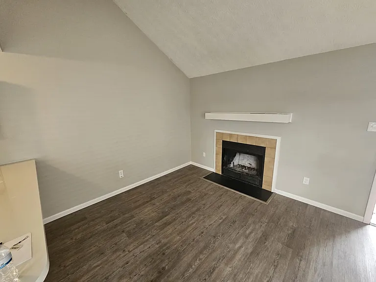 431 Lester Rd — Photo 10