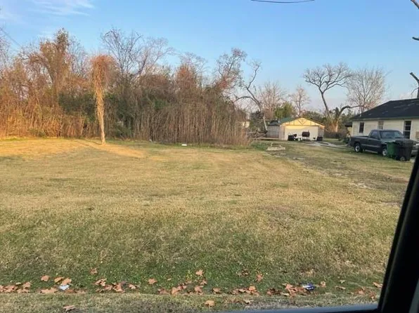 5810 Wipprecht St Lot 1449 & 1450, Houston, TX 77026