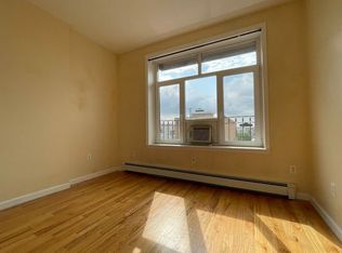 31-68 38th St #4F, Astoria, NY 11103