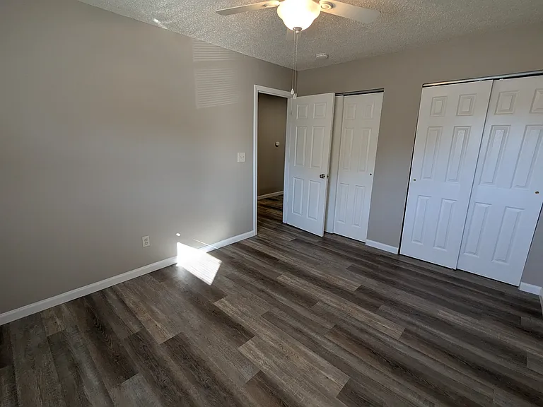 110 Weber Rd — Photo 19