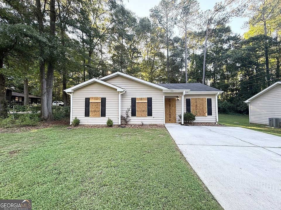 1st image of 7133 Pineview Dr SW