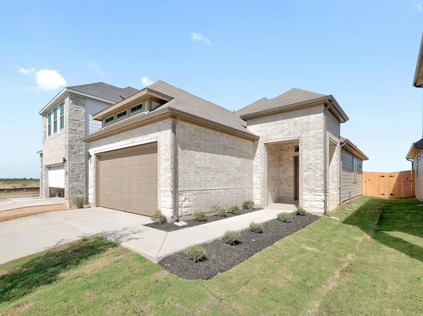 222 Hornet St, Elgin, TX 78621