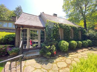 121 Grumman Hill Rd, Wilton, CT 06897