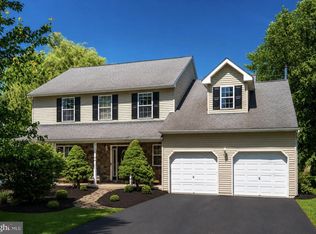 923 Chester Dr, Pottstown, PA 19465