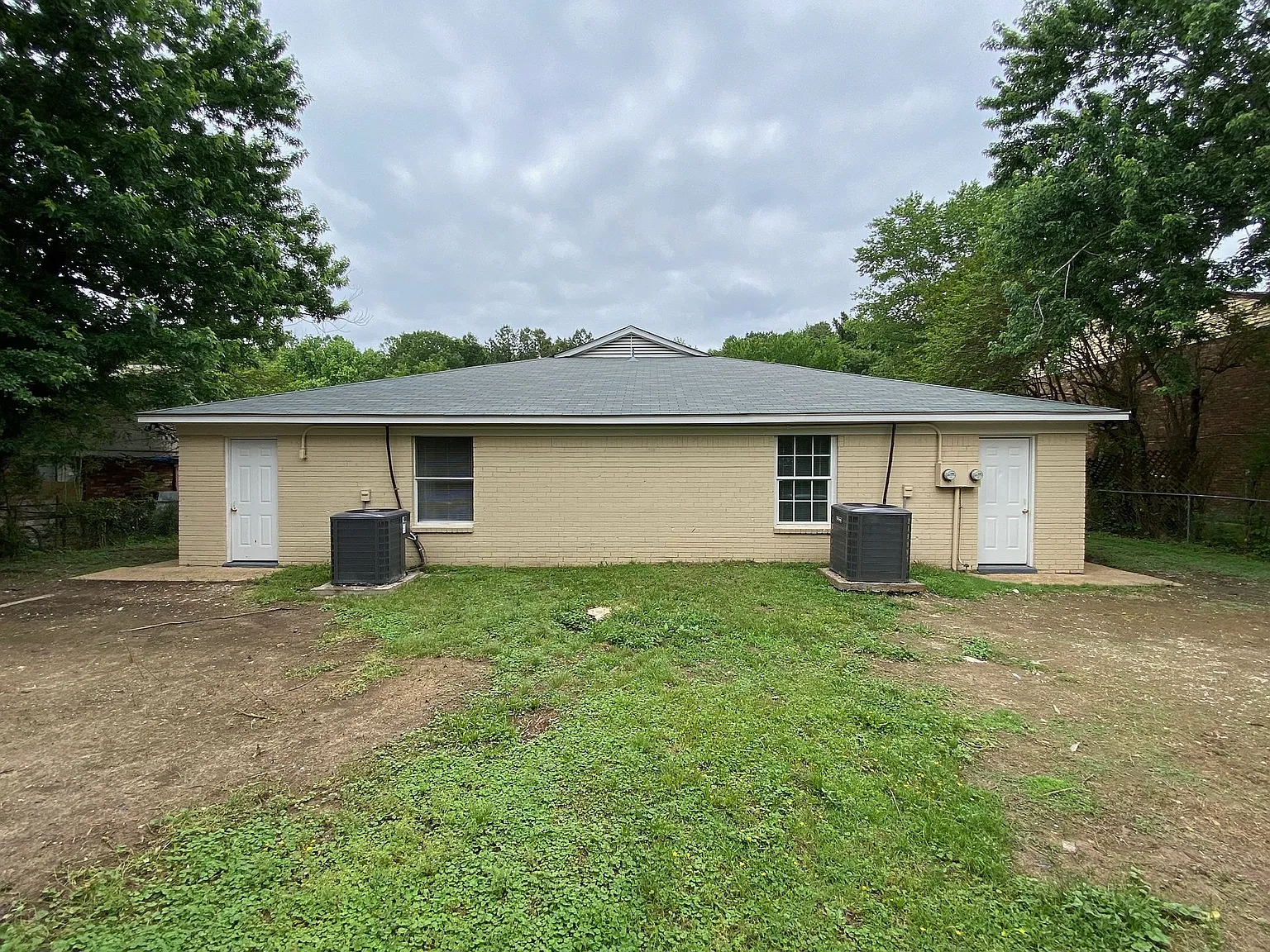 5475 Apple Blossom Dr — Photo 3