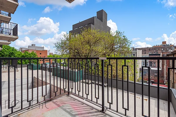 Rented by Rennit Inc. | media 4