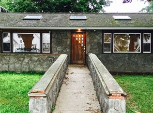 313 Coolidge Ave, Manchester, NH 03102