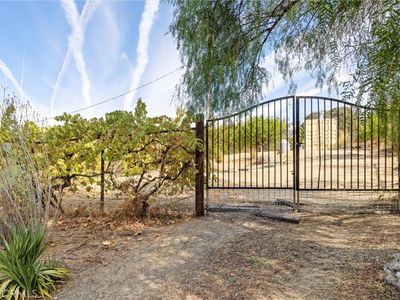 53121 Smith Rd, Bradley, CA, 93426