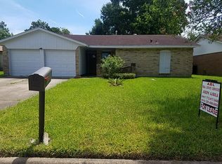 615 Wood Smoke Dr, Houston, TX 77013