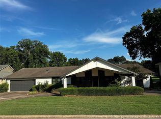 8309 Shadowood Ave, Broken Arrow, OK 74011