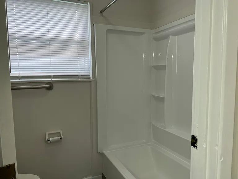 760 Enon Xenia Rd #B — Photo 10