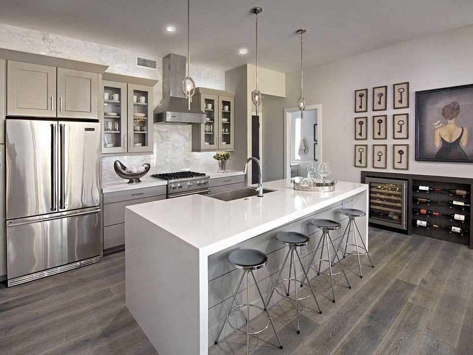 Oversized Kitchens