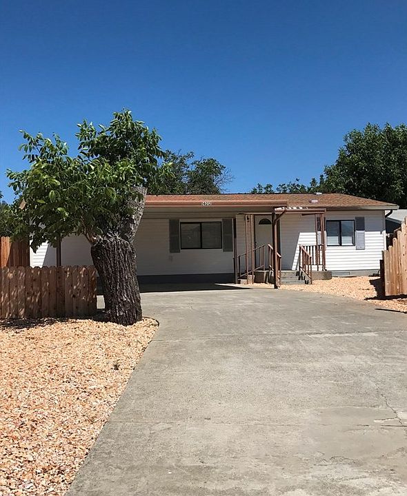 1st image of 14012 Apple Ln