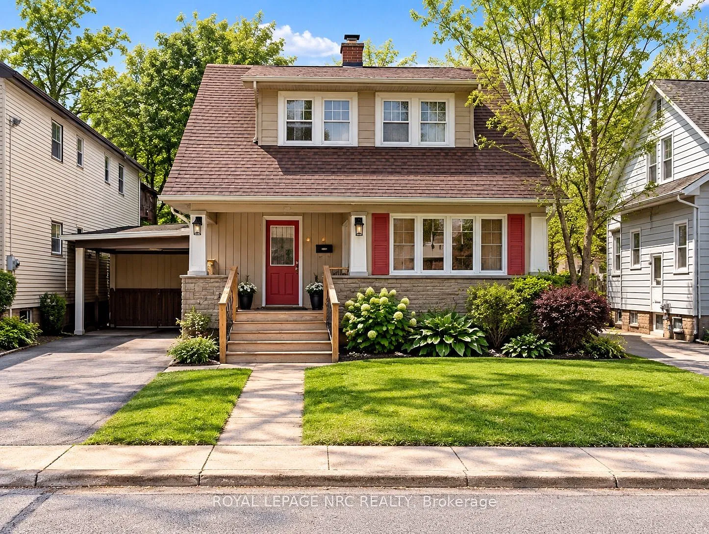 4 bed, $2,850 — Photo 1