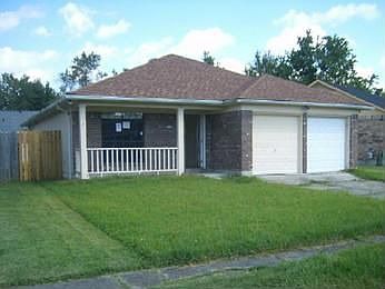 1st image of 2705 Carlisle Dr S