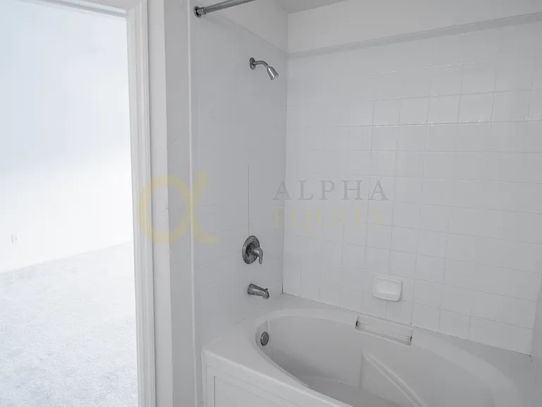 5012 Hawkstone Dr — Photo 1